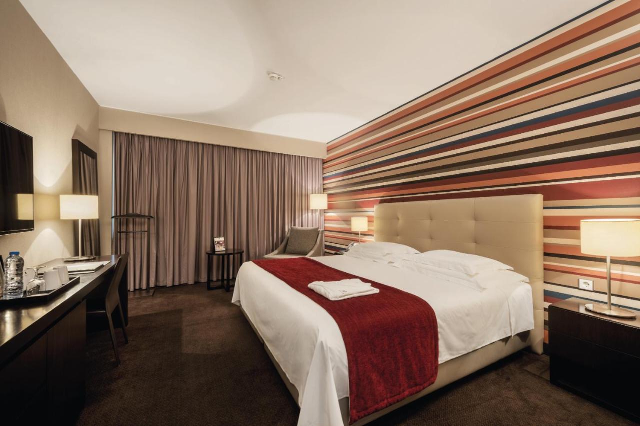 Hotel Tropico Luanda Bagian luar foto